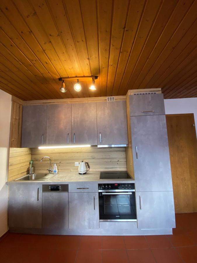 Raimund Mrak Dependance Apartment แลงเงนเฟลด์ ภายนอก รูปภาพ